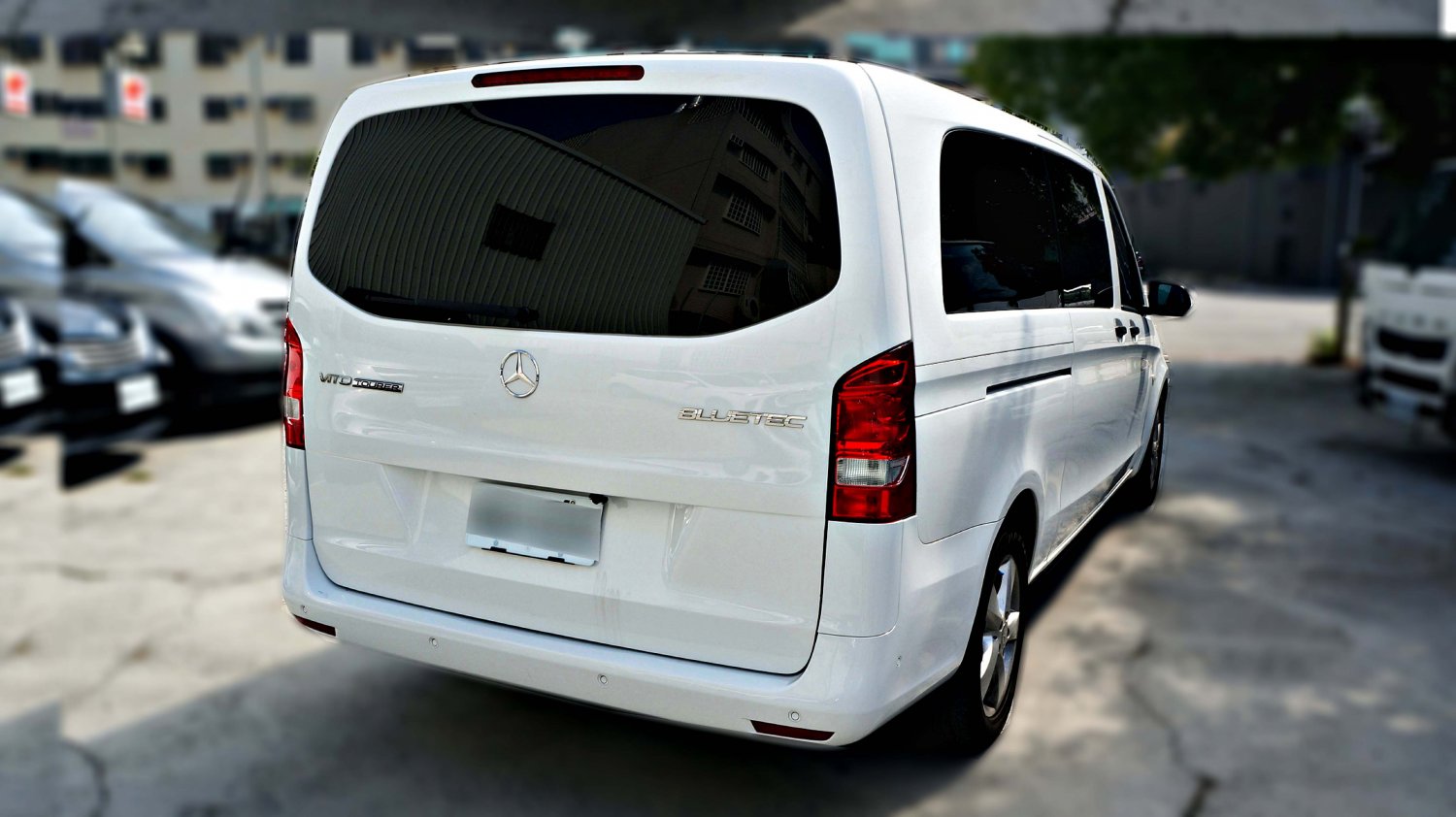 Benz 賓士 Vito 2015年benz Vito 白色賓士柴油9人座中古車 車輛外調中