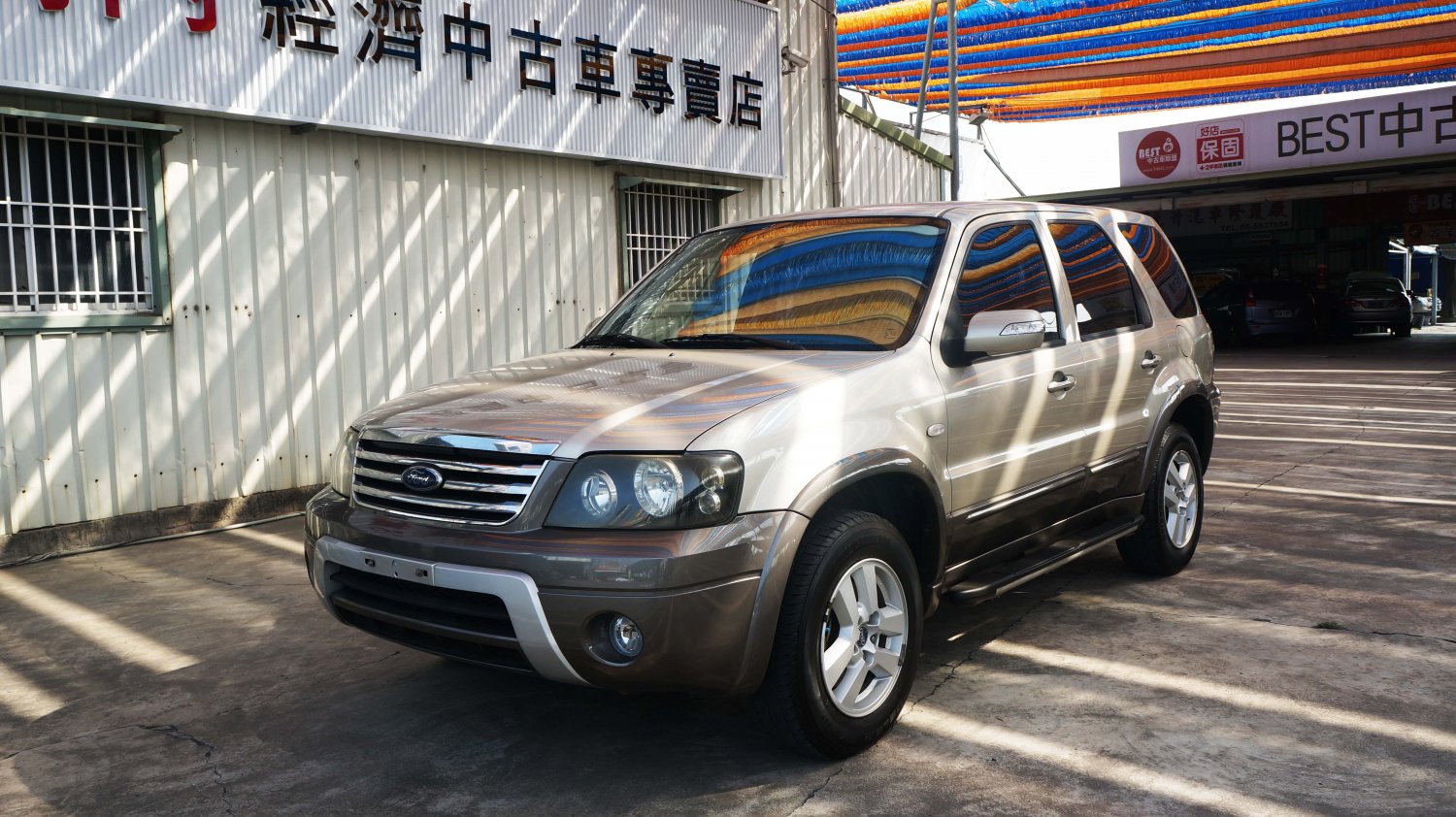 Ford 福特 Escape 06年ford Escape 淺棕灰色福特中古休旅車 成交區