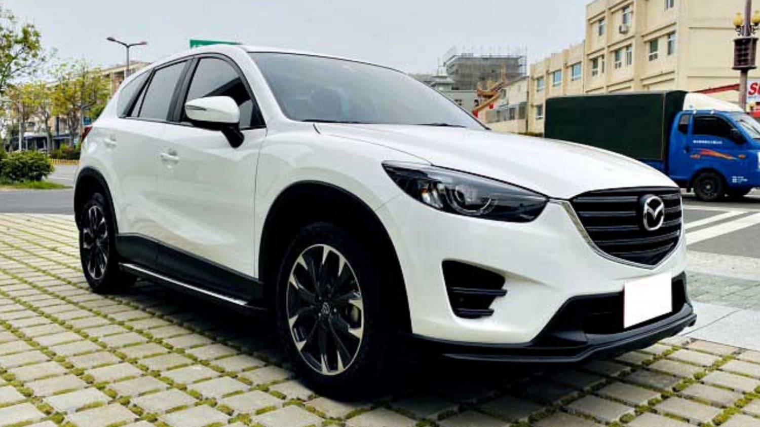 Mazda 馬自達 Cx 5 2016年mazda Cx 5 白色馬自達中古休旅車