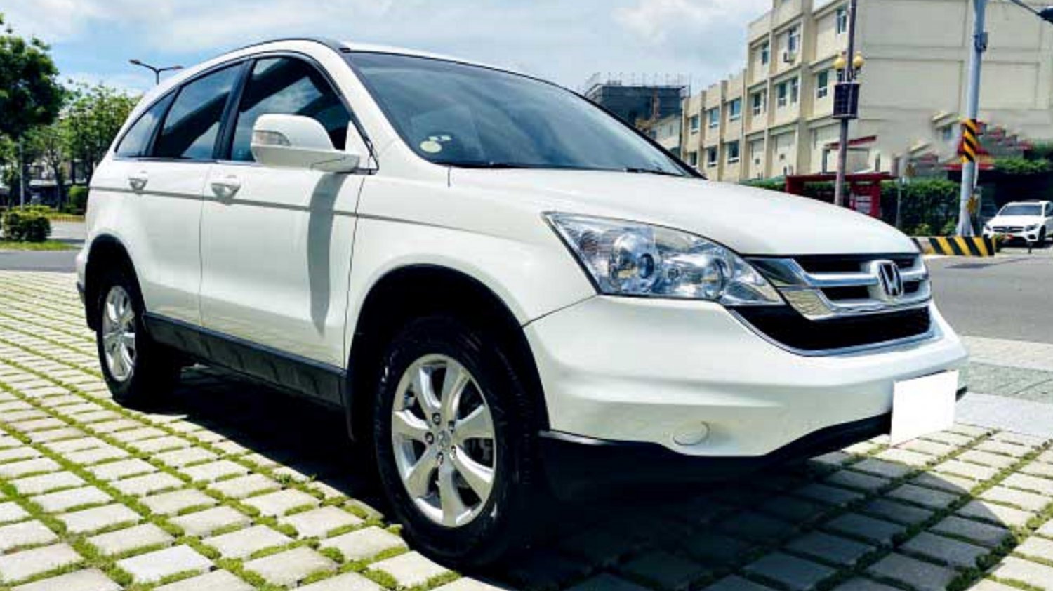 Honda 本田 Cr V 10年honda Cr V 白色本田中古車 528汽車 台南