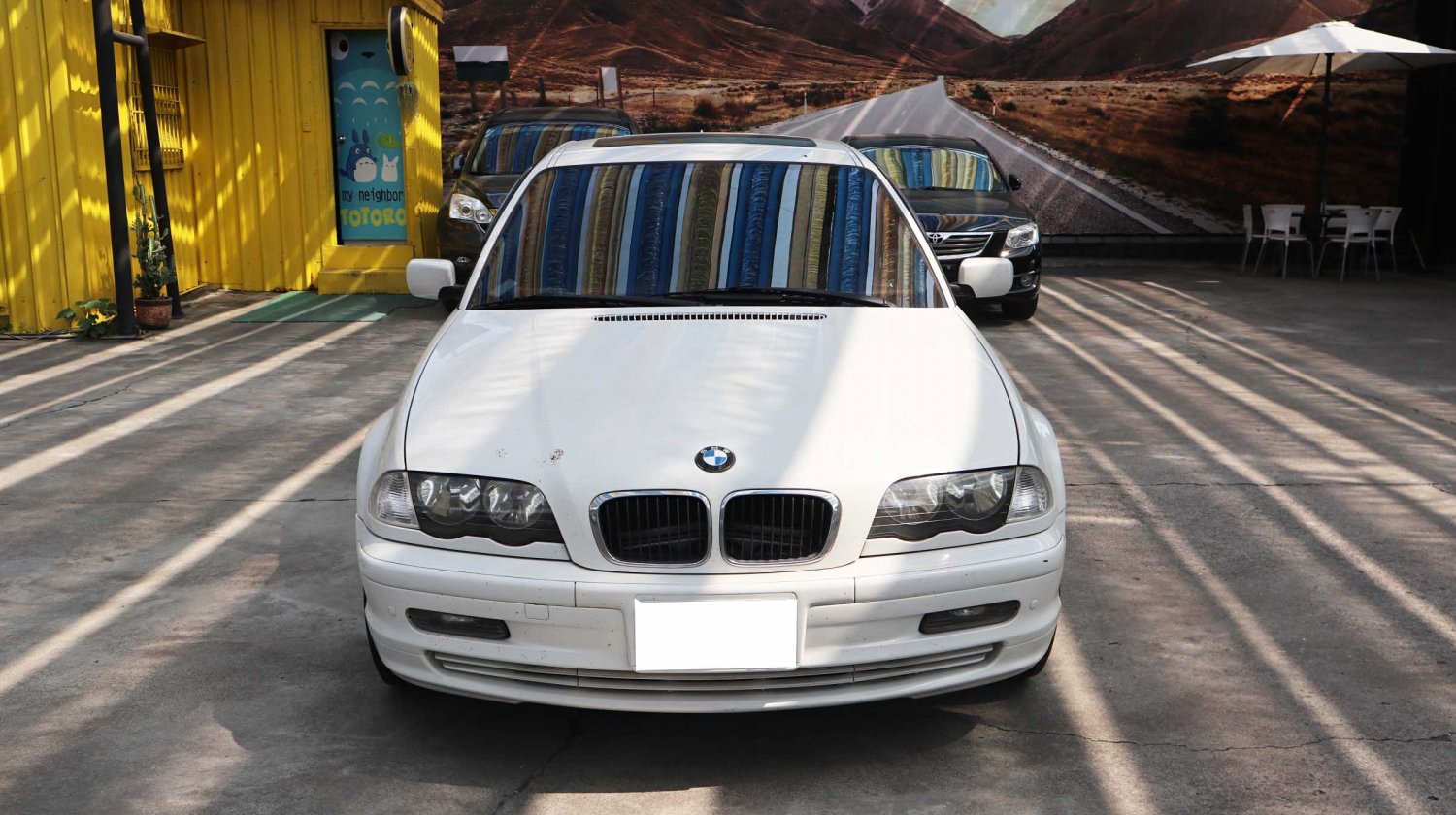 Bmw 寶馬 3 Series 01年bmw 318i 白色寶馬中古車 成交區