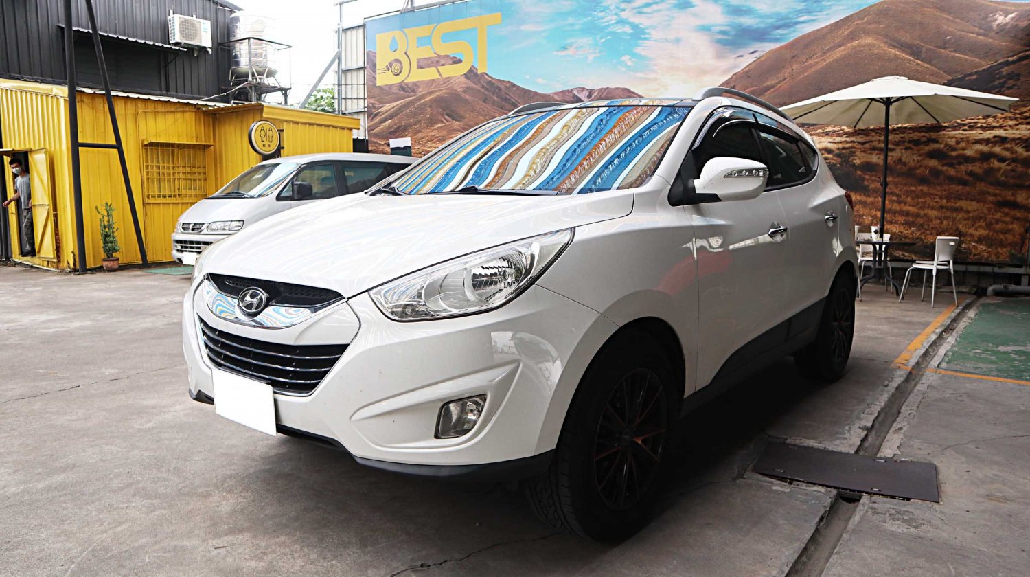 Hyundai 現代 Ix35 14年hyundai Ix35 2 4 S版白色現代中古車 九州欣旺汽車 台南