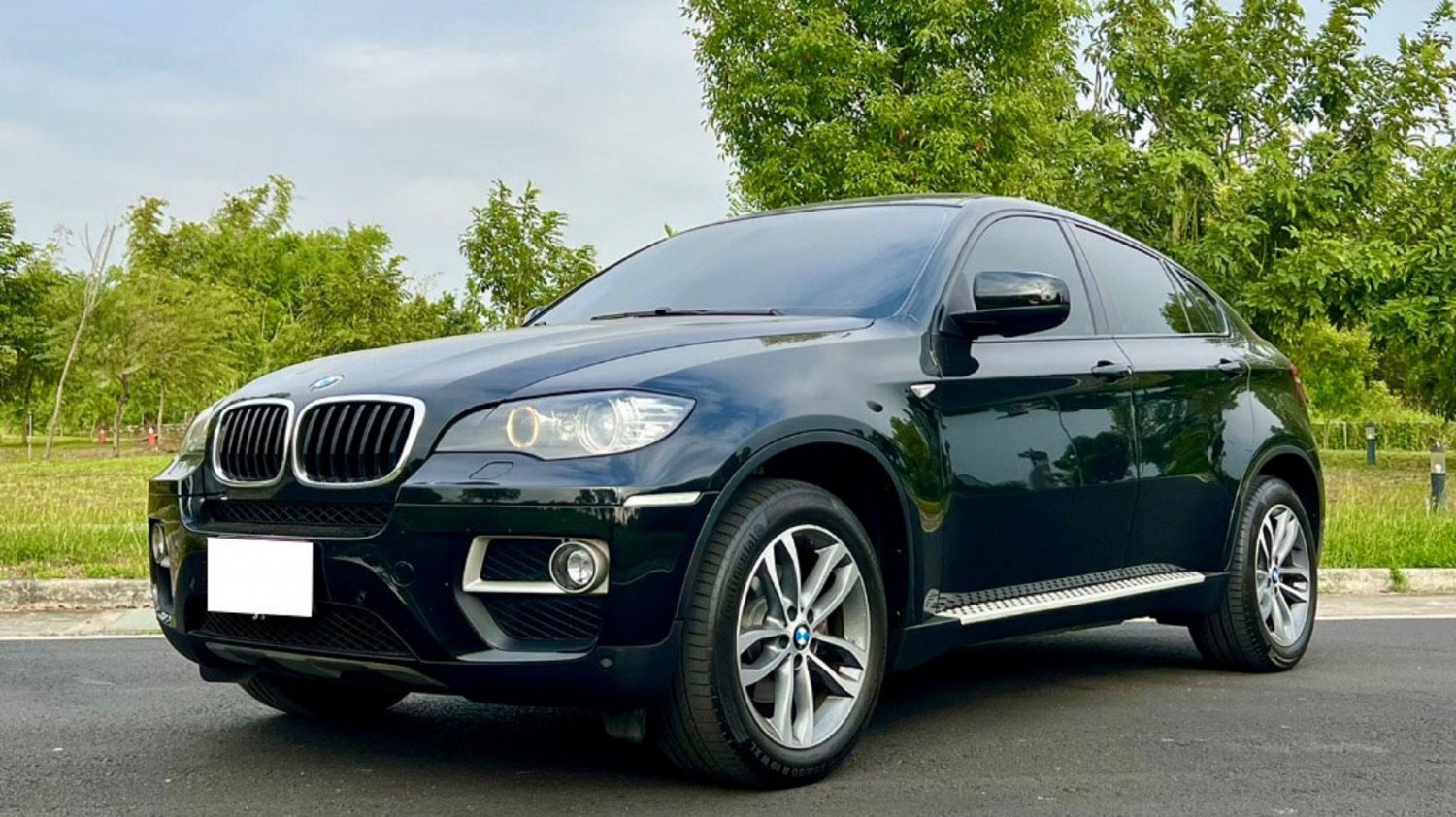 Bmw 寶馬 X6 13年bmw X6 黑色寶馬中古車 嘉義車庫