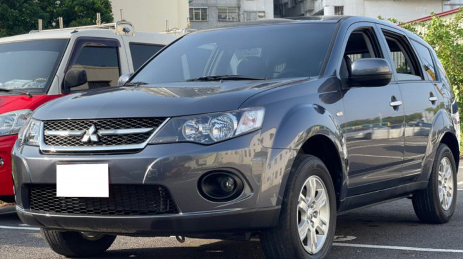 Mitsubishi 三菱 Outlander 12年mitsubishi Outlander 灰色三菱中古車 528汽車 台南