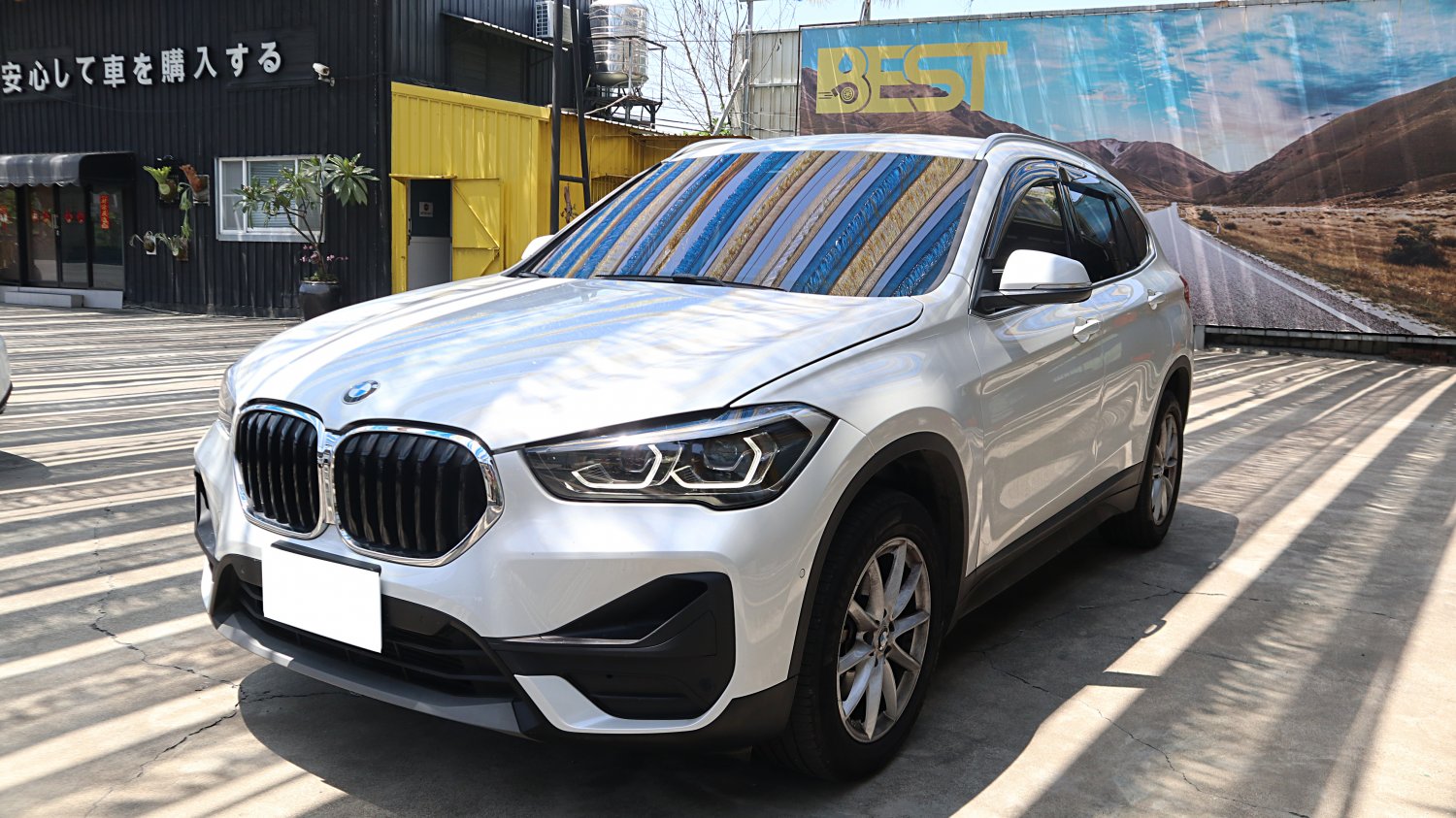 Bmw 寶馬 ／ X1 ／ 2021年 ／ 2021年 BMW X1 白色 寶馬中古車 ／ 成交區