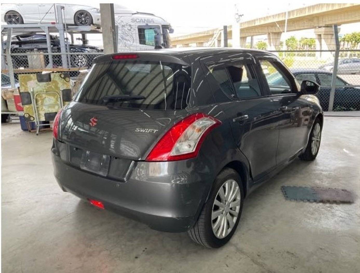 Suzuki 鈴木 ／ Swift ／ 2011年 ／ 2011年Suzuki Swift 灰色 鈴木中古車 ／ 九肇匯元汽車 (台南)