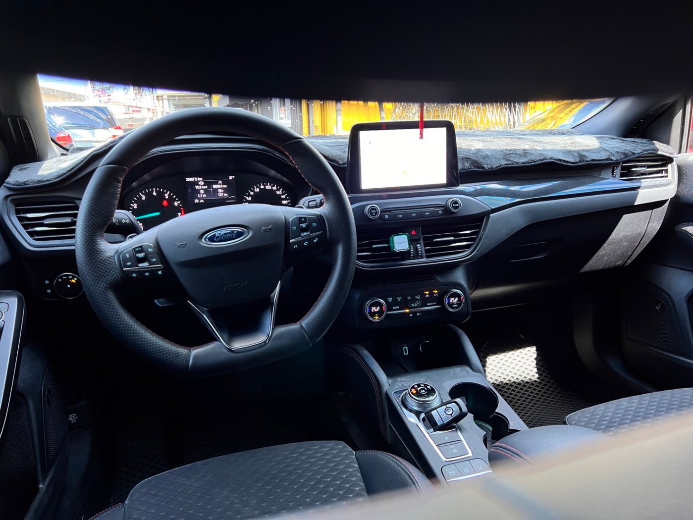 Ford 福特 ／ Focus ／ 2019年 ／ 2019年 Ford Focus 紅色 福特中古車 ／ MG車庫(台南)