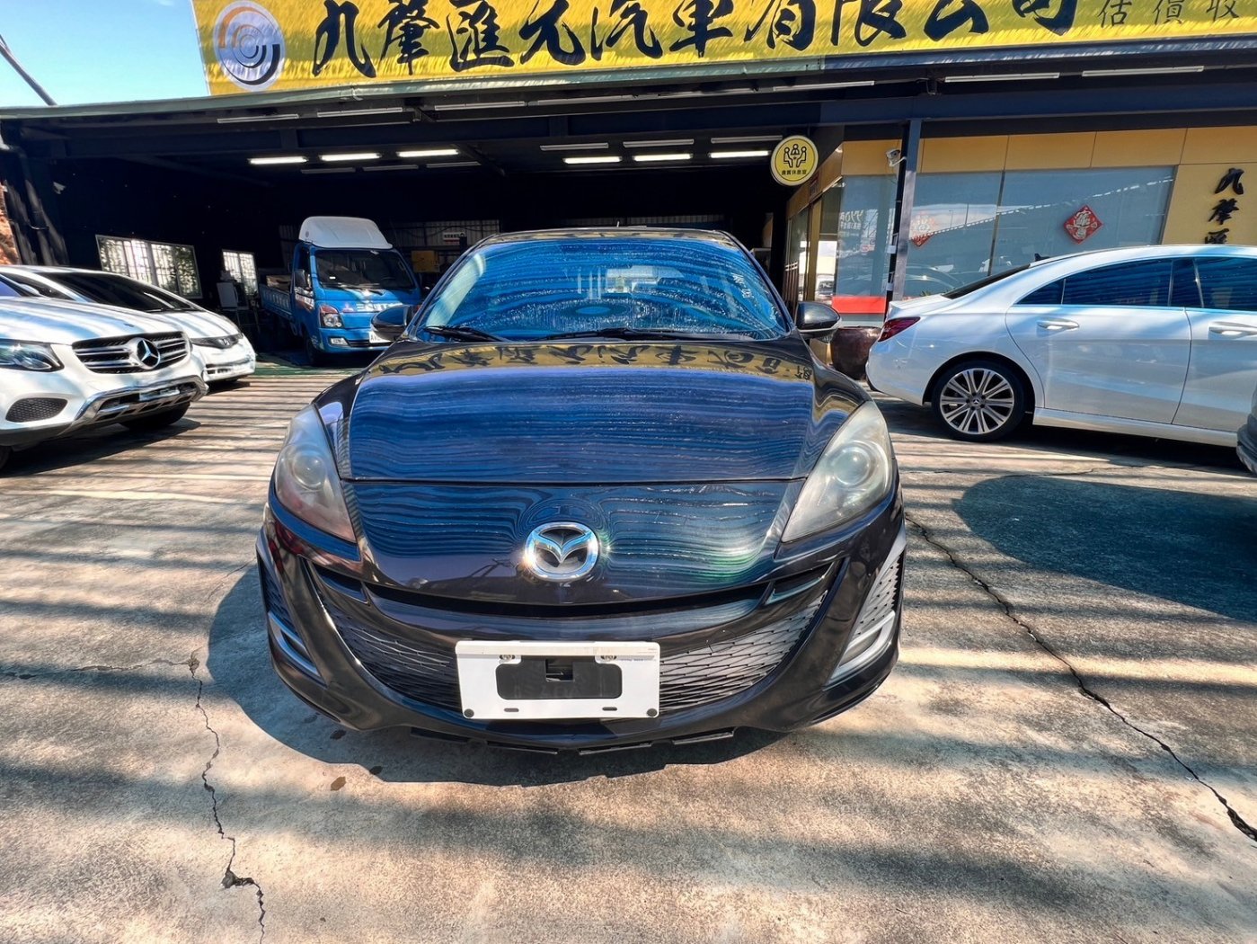 Mazda 馬自達 ／ Mazda 3 ／ 2012年 ／ 2012年Mazda 3 黑色 馬自達中古車 ／ 九肇匯元汽車 (台南)