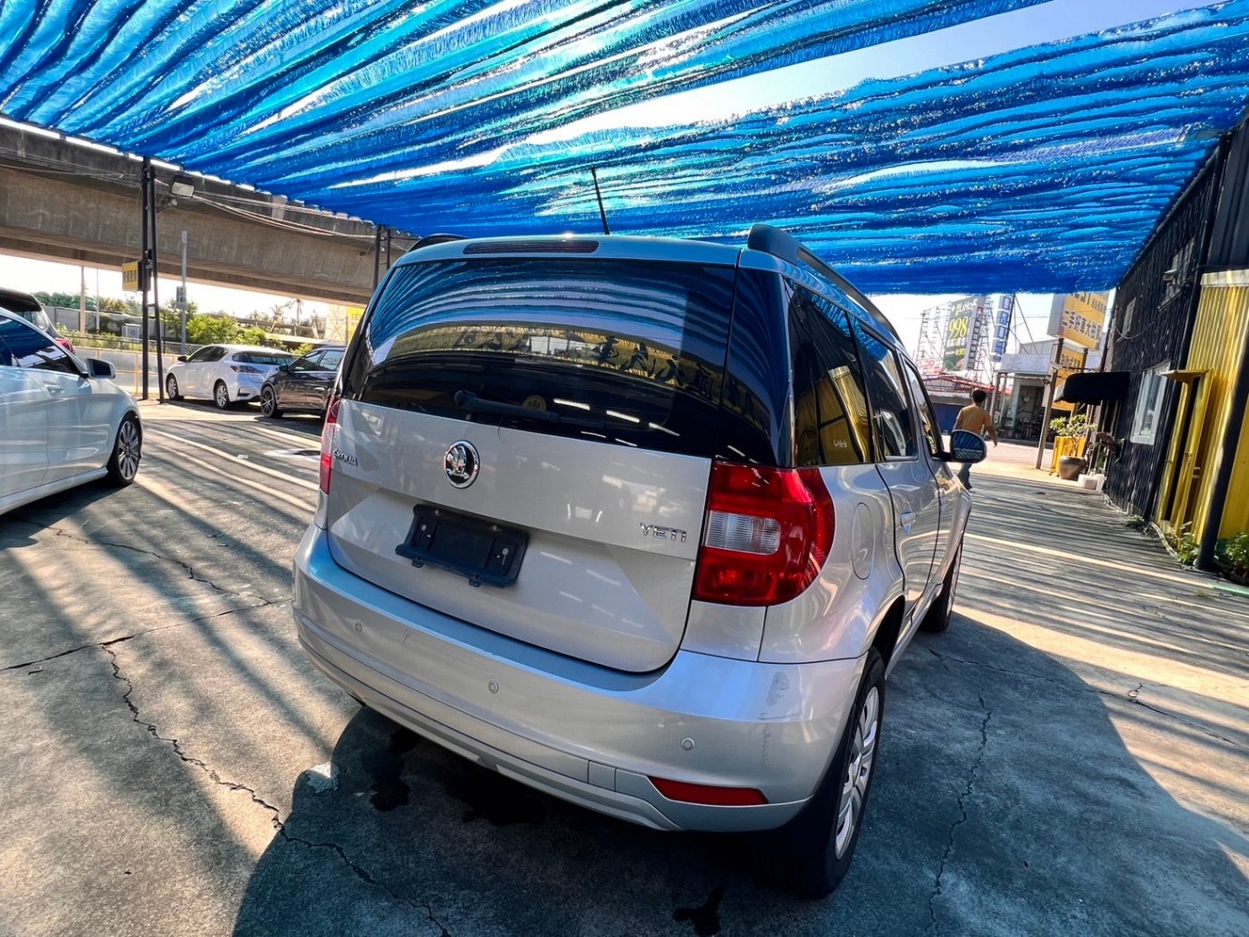 Skoda 司可達 ／ Yeti ／ 2014年 ／ 2014年Skoda Yeti 銀色 司可達中古車 ／ 九肇匯元汽車 (台南)