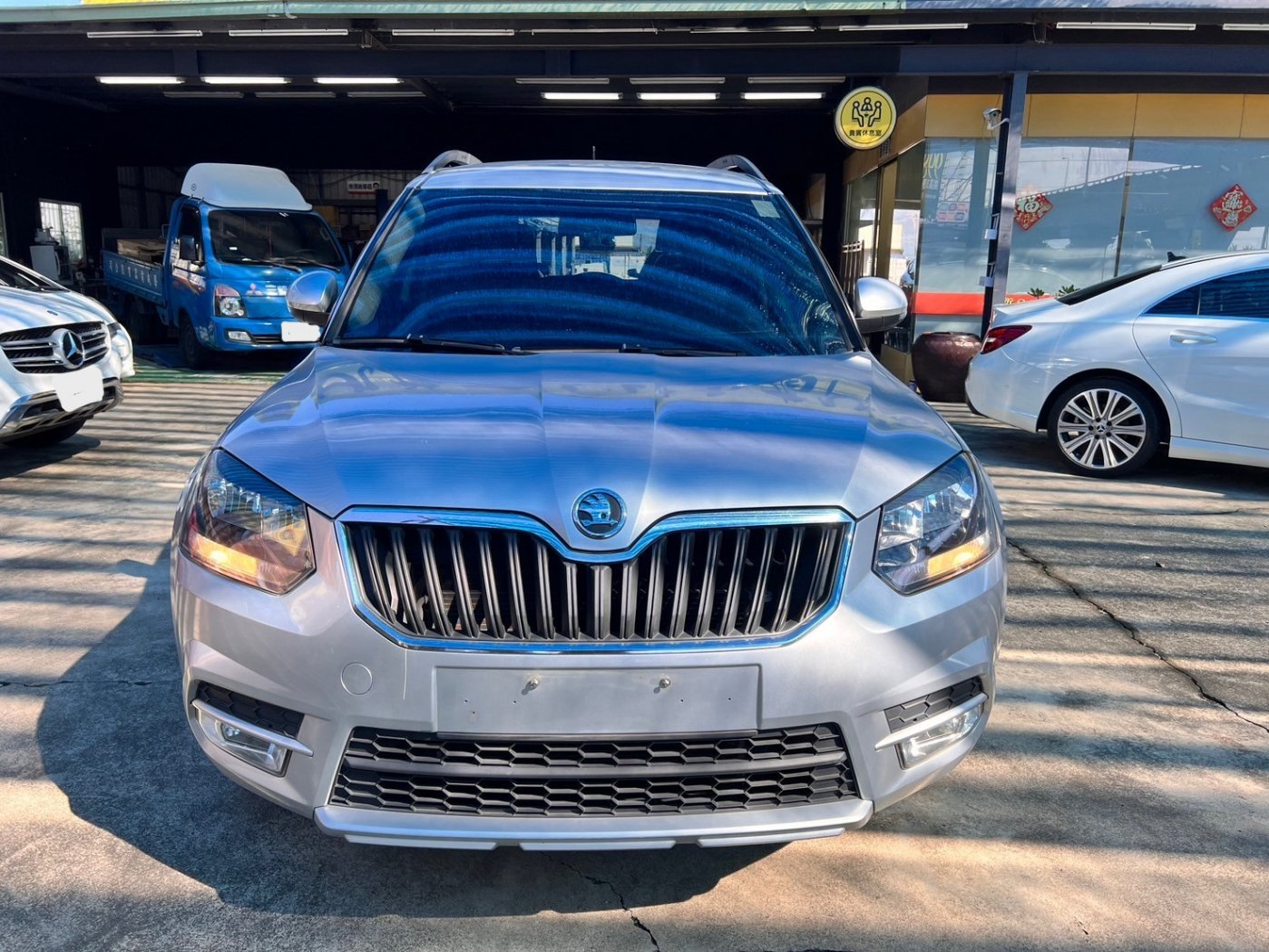 Skoda 司可達 ／ Yeti ／ 2014年 ／ 2014年Skoda Yeti 銀色 司可達中古車 ／ 九肇匯元汽車 (台南)