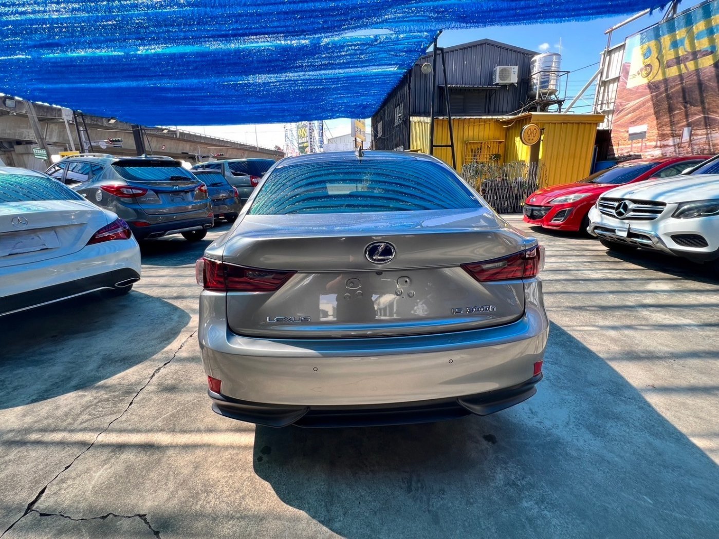 Lexus 凌志 ／ IS 系列 ／ 2014年 ／ 2014年Lexus IS300 淺棕色 凌志中古車 ／ 九肇匯元汽車 (台南)