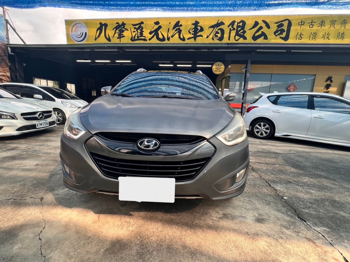 Hyundai 現代 ／ ix35 ／ 2010年 ／ 2010年Hyundai ix35 淺灰色 現代中古車 ／ 高拍