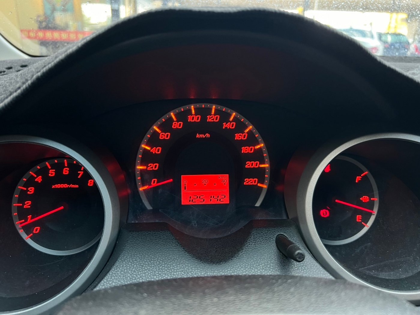 Honda 本田 ／ FIT ／ 2011年 ／ 2011年Honda  FIT  白色 本田中古車 ／ 車輛外調中