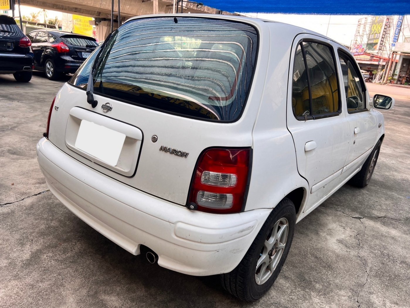 Nissan 日產 ／ March ／ 2001年 ／ 2001年Nissan March 白色 日產中古車 ／ 九肇匯元汽車 (台南)