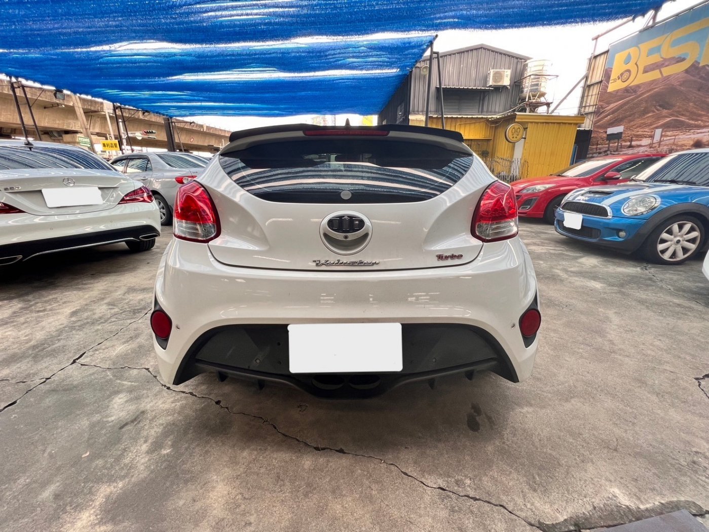 Hyundai 現代 ／ Veloster ／ 2014年 ／ 2014年Hyundai Veloster 白色 現代中古車 ／ MG車庫(台南)