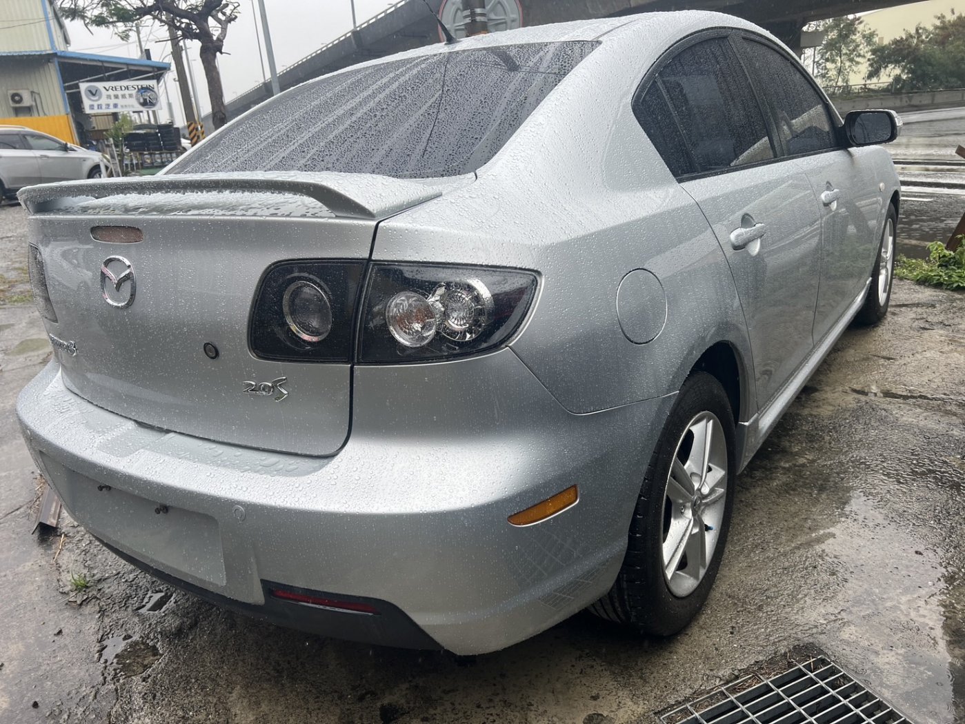 Mazda 馬自達 ／ Mazda 3 ／ 2007年 ／ 2007年Mazda 3 銀色 馬自達中古車 ／ 九肇匯元汽車 (台南)