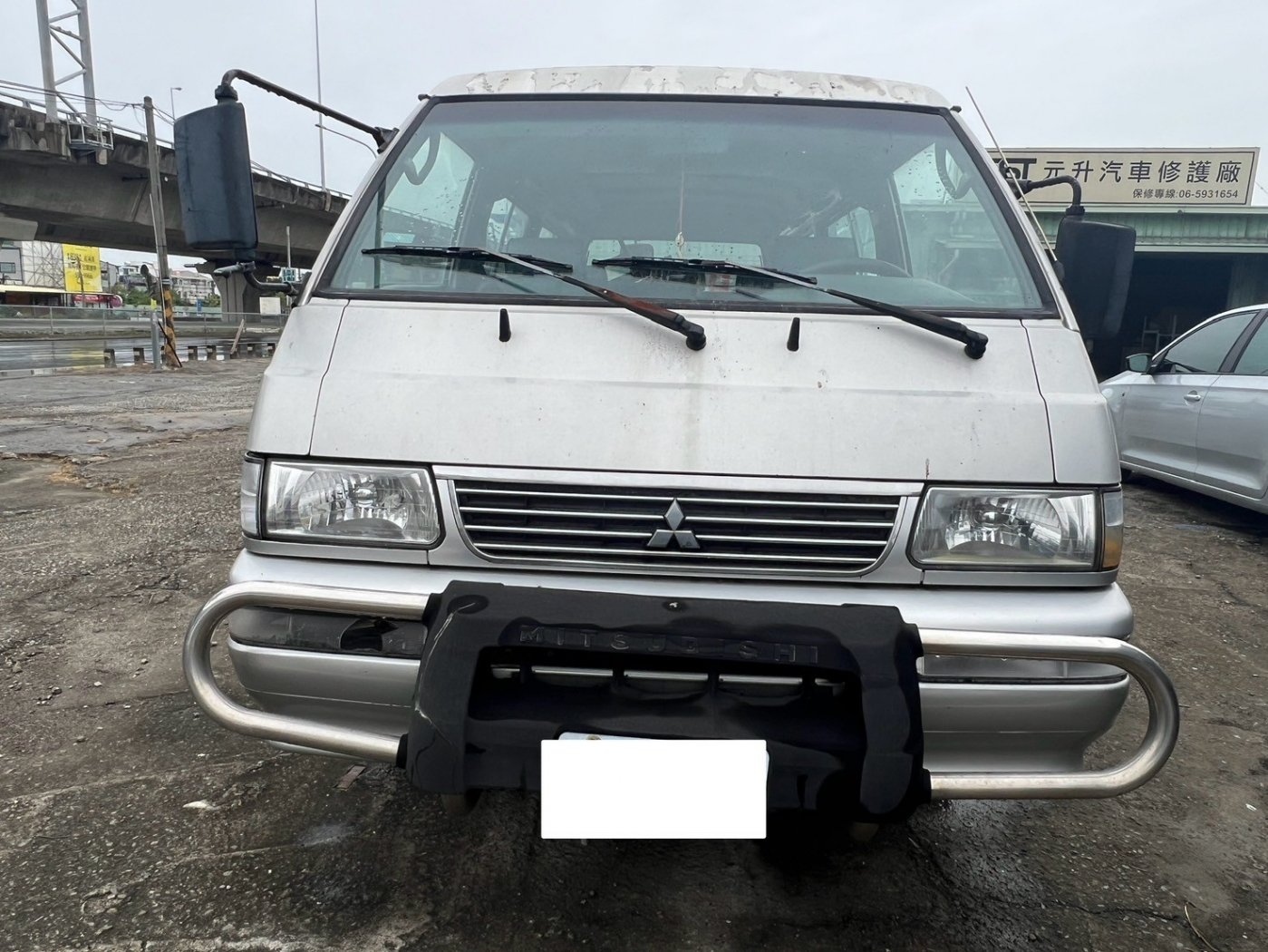 Mitsubishi 三菱 ／ Delica 得利卡 ／ 2007年 ／ 2007年 Mitsubishi Delica 銀色 三菱得利卡中古車 ／ 九肇匯元汽車 (台南)