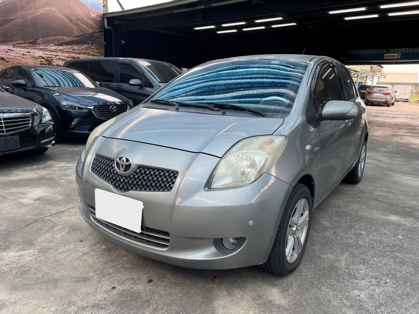 Toyota 豐田 ／ Yaris ／ 2008年 ／ 2008年Toyota Yaris 灰色 豐田中古車 ／ 九肇匯元汽車 (台南)